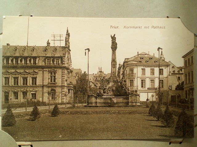 /Germany/DE_Place_1900-1949_Trier. Kornmarkt mit Rathaus.jpg